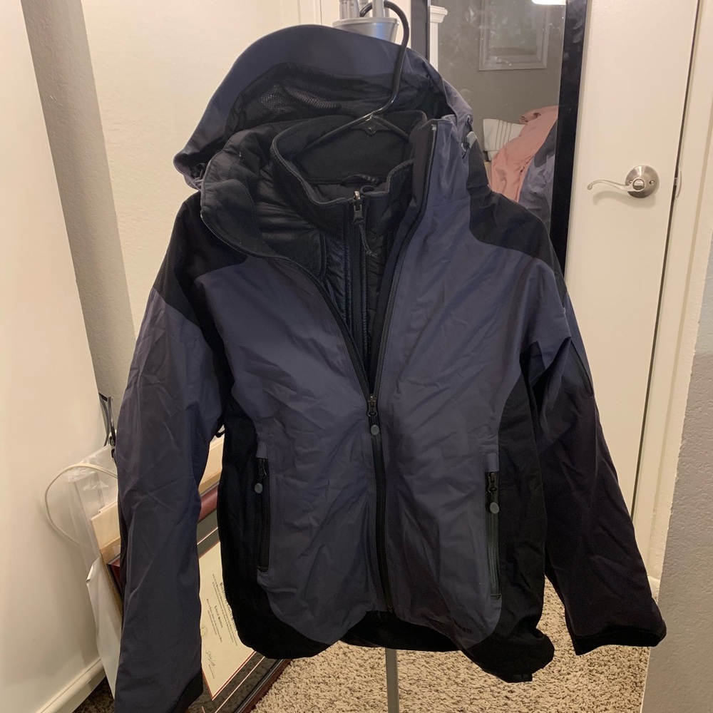 L.L Bean, Black  3-in-1 Jacket - M